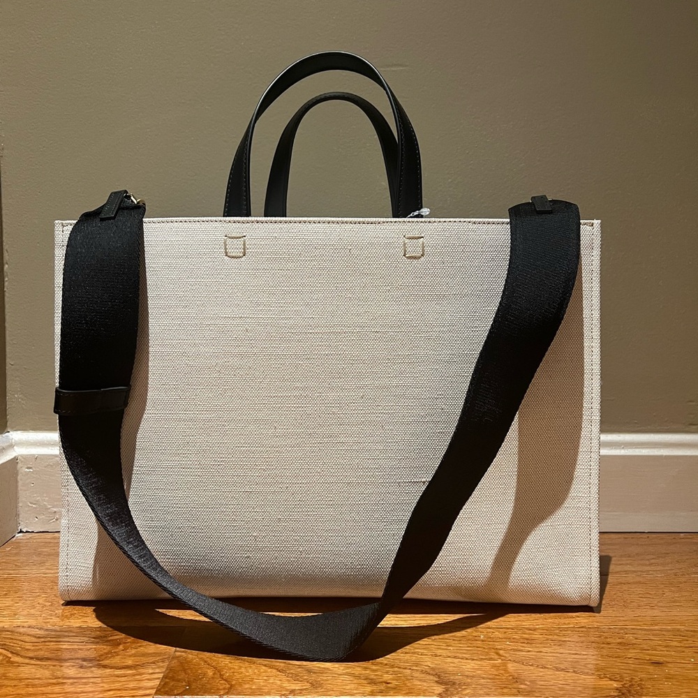 Givenchy Tote Bag - Picture 3 of 3
